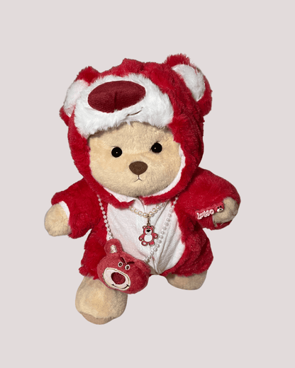 Ručně vyráběný prémiový medvídek s vyměnitelnými oblečky – FluffyCuddle