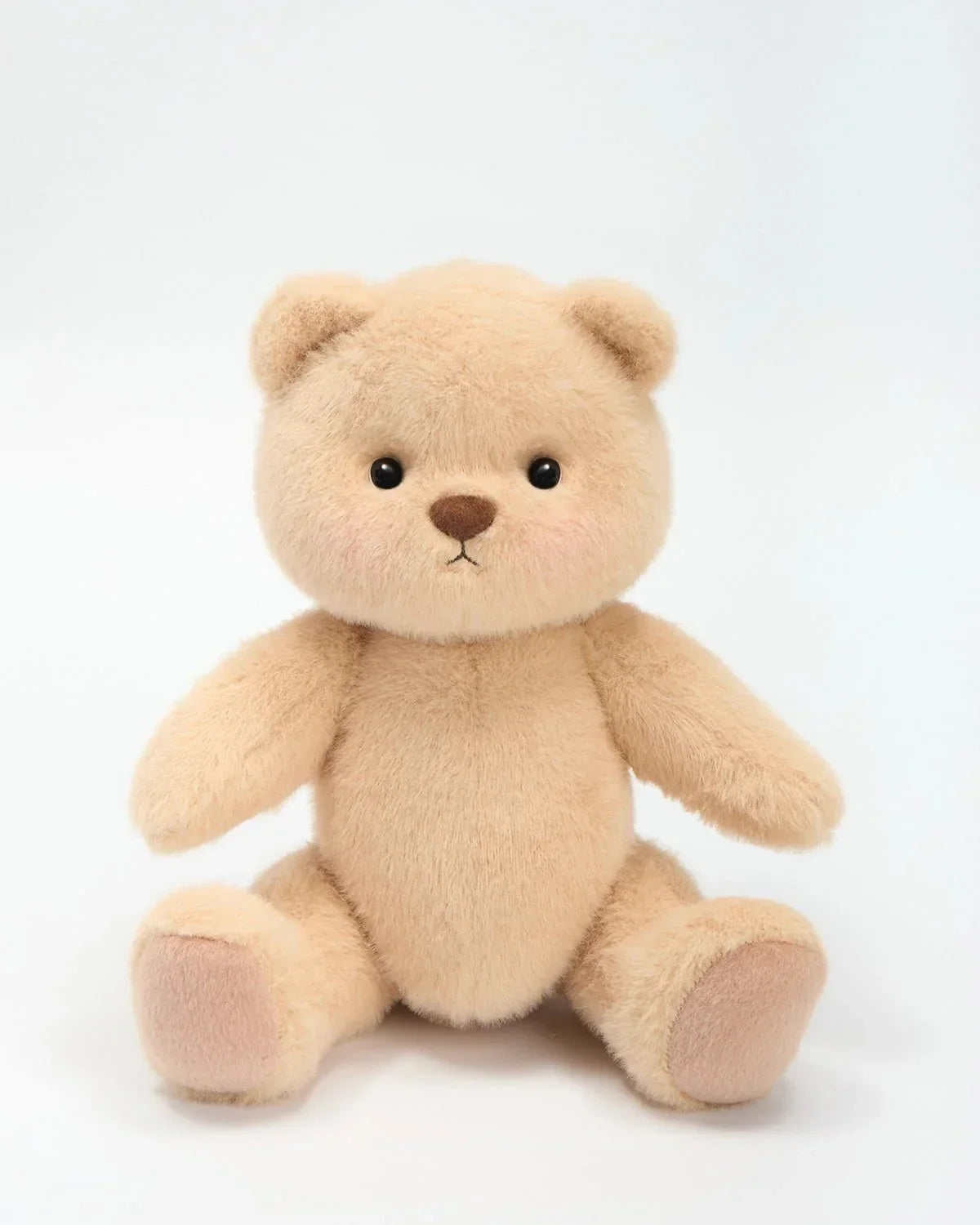 Ručně vyráběný prémiový medvídek s vyměnitelnými oblečky – FluffyCuddle