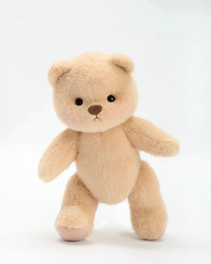 Ručně vyráběný prémiový medvídek s vyměnitelnými oblečky – FluffyCuddle