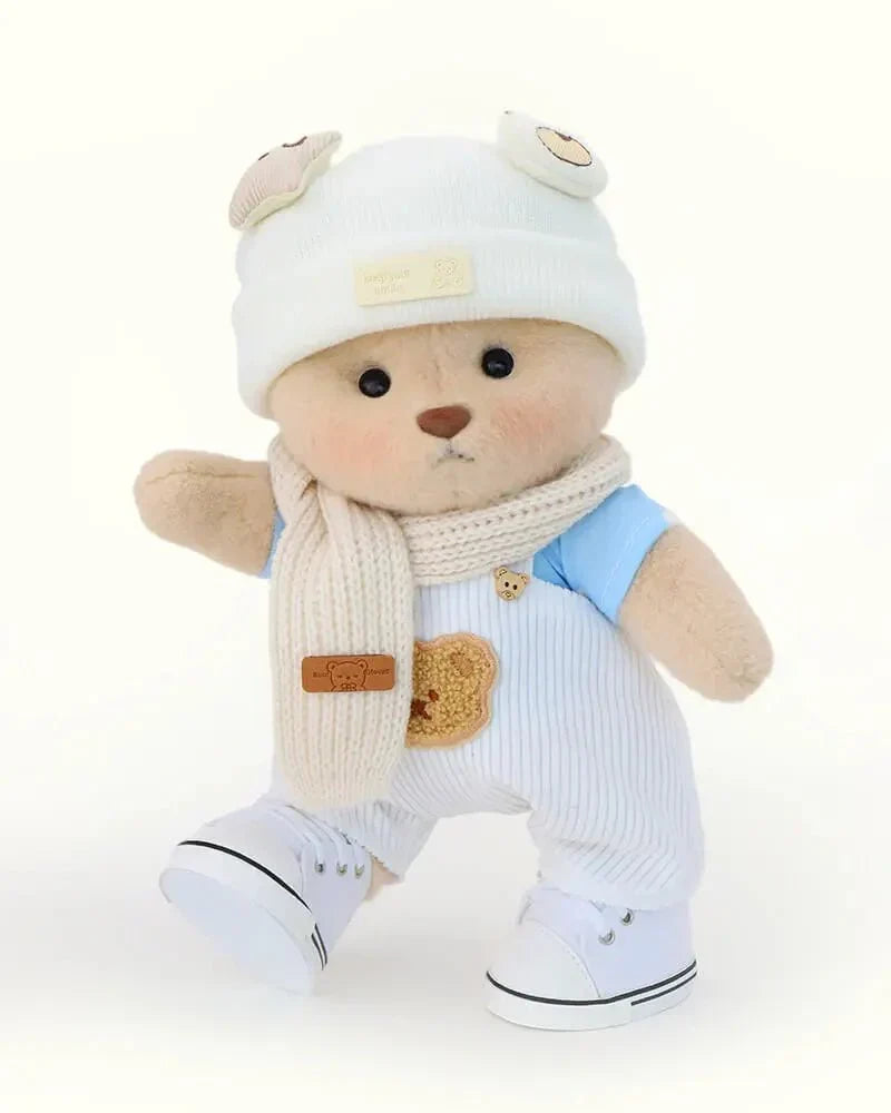 Ručně vyráběný prémiový medvídek s vyměnitelnými oblečky – FluffyCuddle