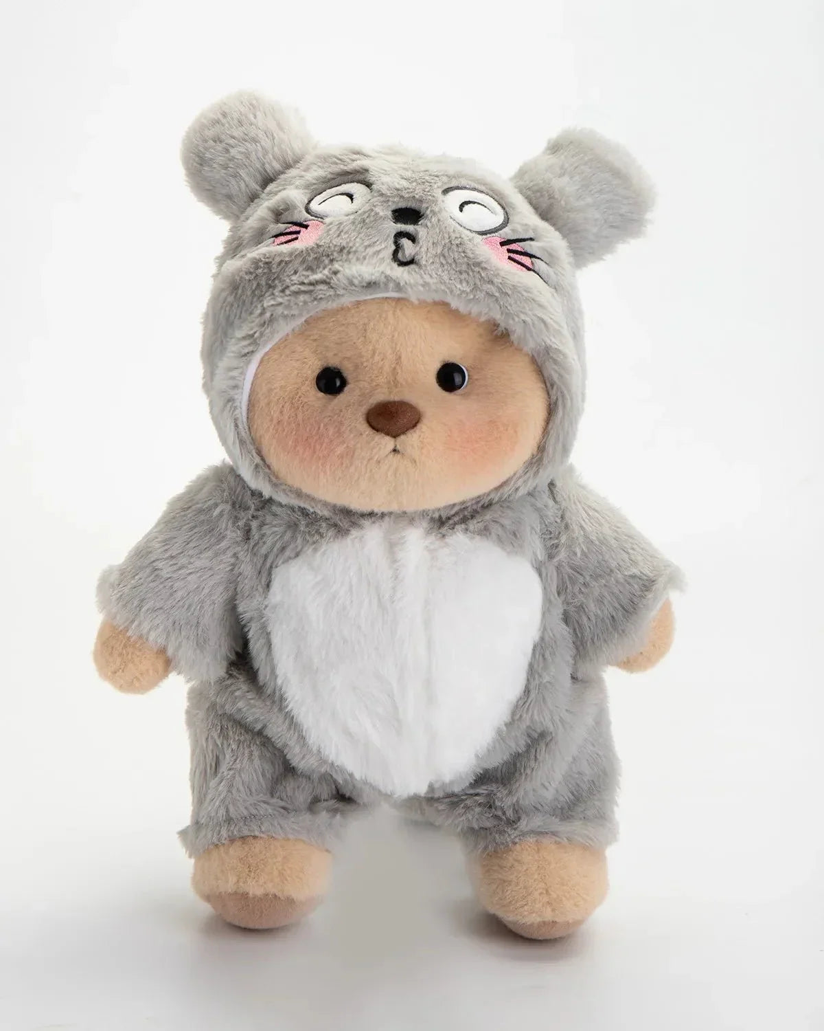 Ručně vyráběný prémiový medvídek s vyměnitelnými oblečky – FluffyCuddle